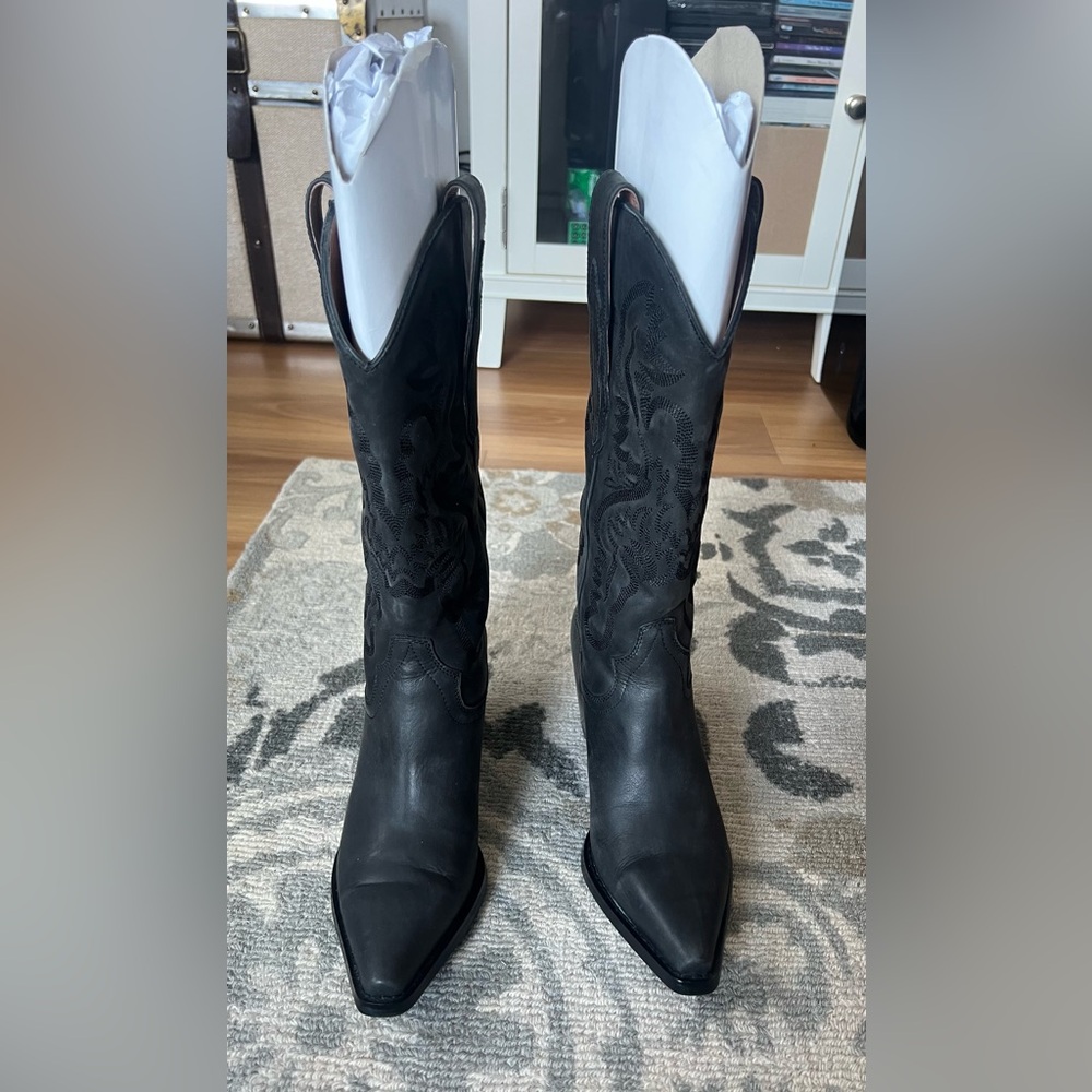 Jeffrey Campbell Western style boots size 7 Like new - only worn once